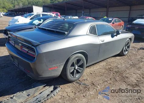 2019 Dodge Challenger Sxt z USA, uszkodzony, nr VIN 2C3CDZAG9KH672126